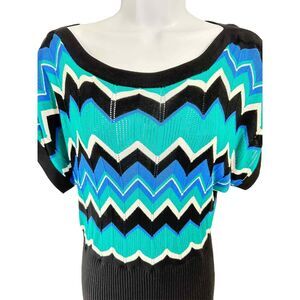 Belldini Womens SZ M Multi-color Viscose Sweater Chevron Knit Pattern Blue Black